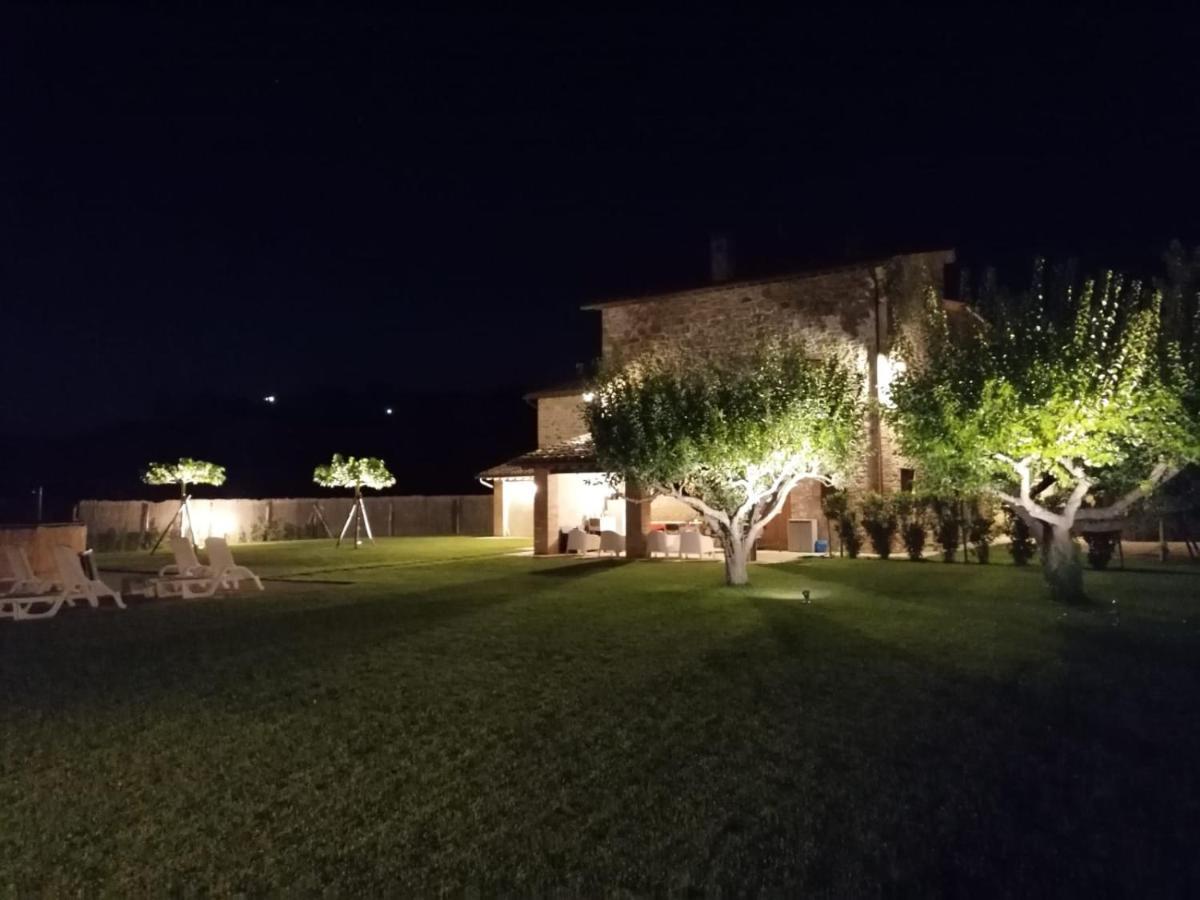 טודי Agriturismo Villa Al Piano מראה חיצוני תמונה