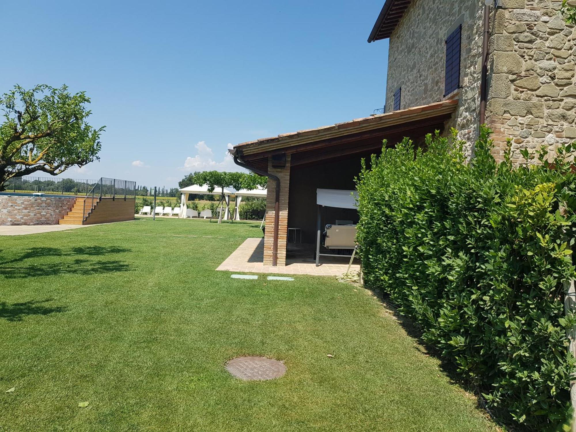 טודי Agriturismo Villa Al Piano מראה חיצוני תמונה