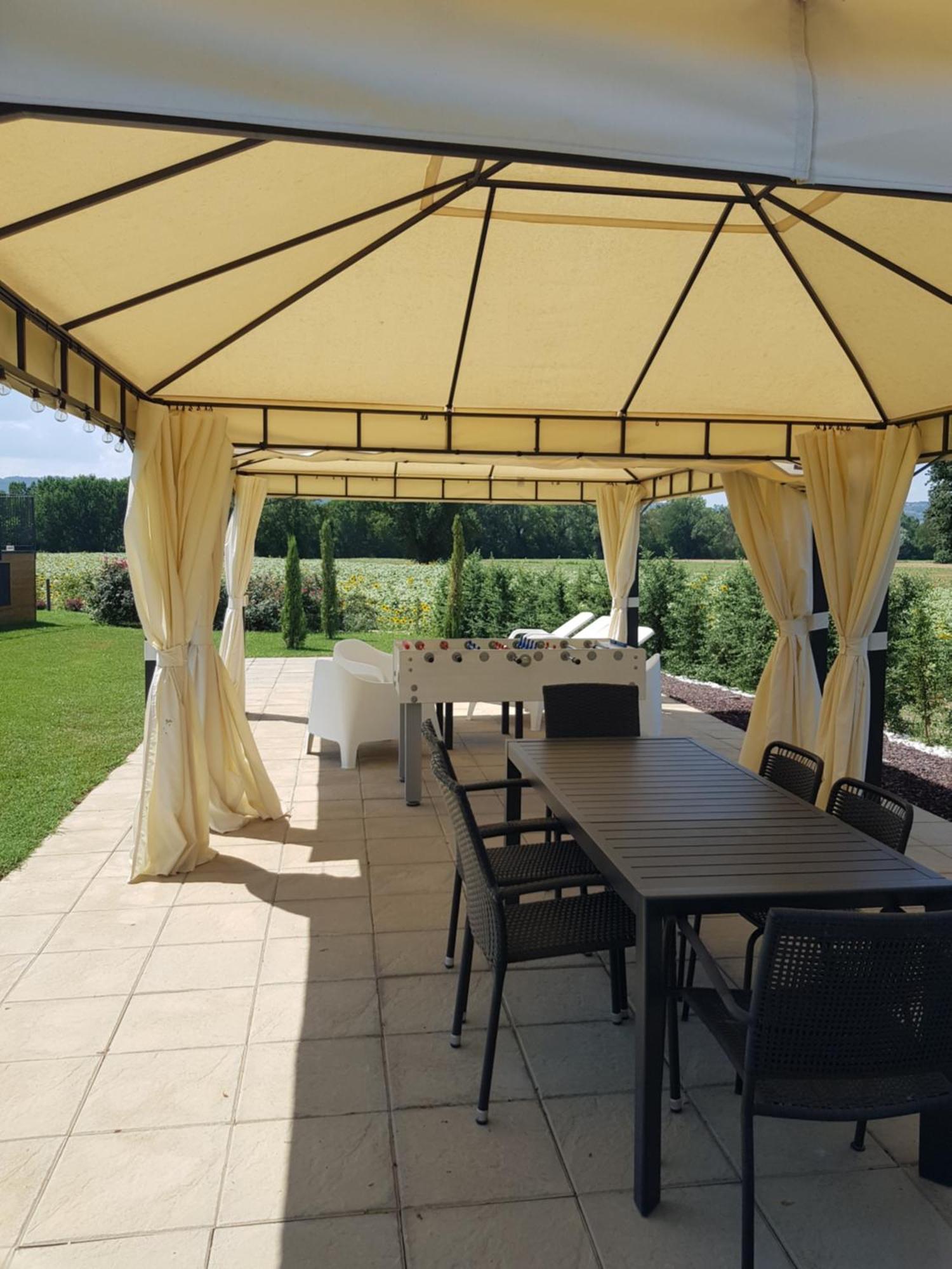 טודי Agriturismo Villa Al Piano מראה חיצוני תמונה