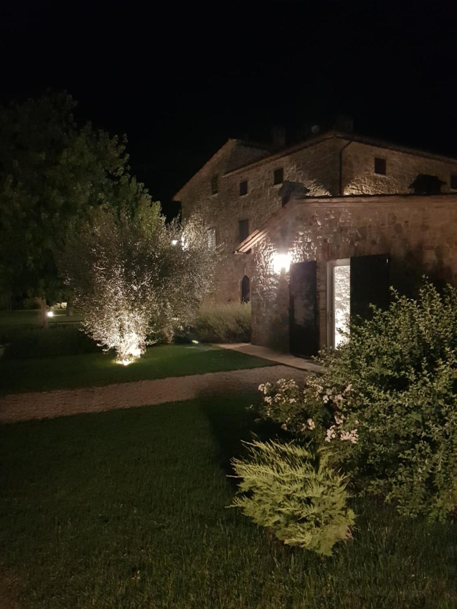 טודי Agriturismo Villa Al Piano מראה חיצוני תמונה