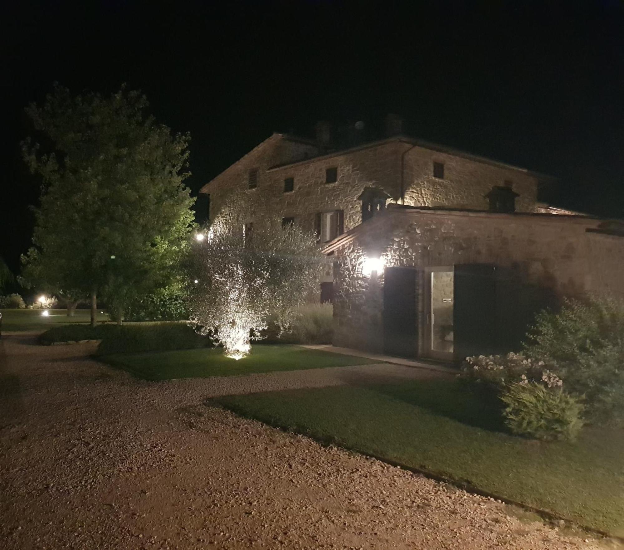 טודי Agriturismo Villa Al Piano מראה חיצוני תמונה