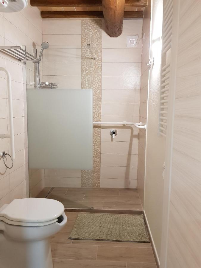 טודי Agriturismo Villa Al Piano מראה חיצוני תמונה